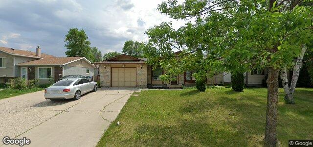 14 Lake Island Crescent（加拿大曼尼托巴省溫尼伯市）房屋照片