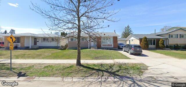 Larawan ng 1401 Chancellor Drive sa Winnipeg, Manitoba