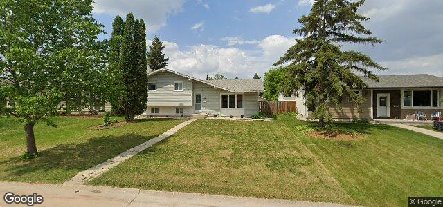 Larawan ng 15 Lakeglen Drive sa Winnipeg, Manitoba