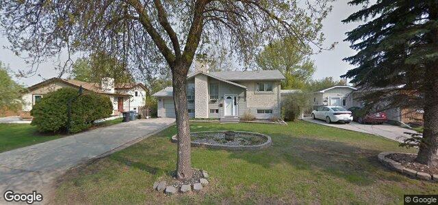 Larawan ng 15 Lakepointe Road sa Winnipeg, Manitoba
