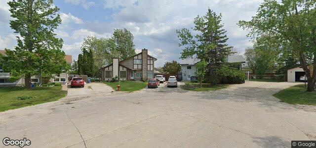 16 Sandy Lake Place（加拿大曼尼托巴省温尼伯市）房屋照片