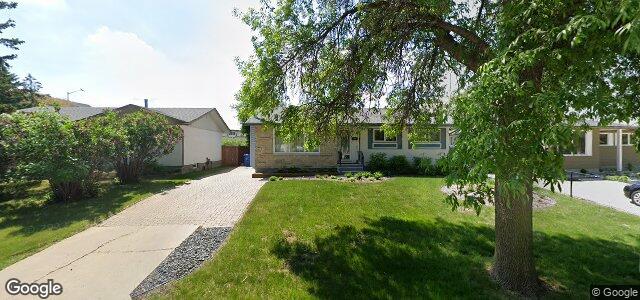 Larawan ng 1611 Chancellor Drive sa Winnipeg, Manitoba