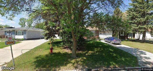 Larawan ng 1686 Chancellor Drive sa Winnipeg, Manitoba