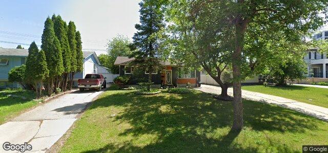 1687 Chancellor Drive（加拿大曼尼托巴省溫尼伯市）房屋照片