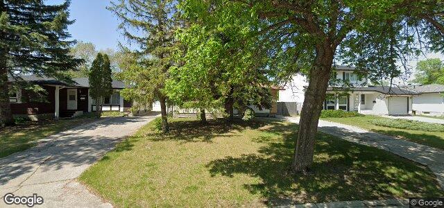 Larawan ng 1694 Chancellor Drive sa Winnipeg, Manitoba