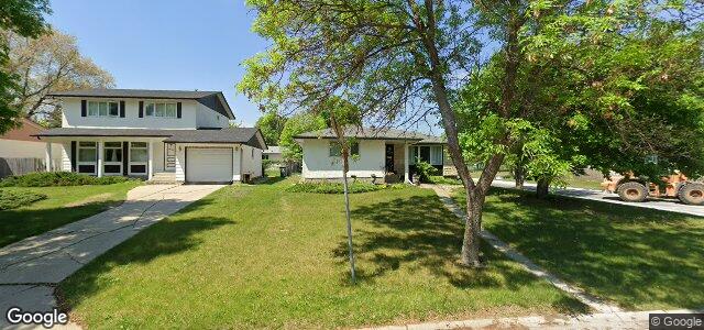 Larawan ng 1702 Chancellor Drive sa Winnipeg, Manitoba