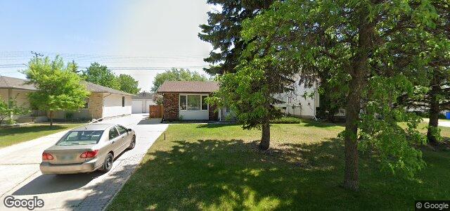 Photo of 1723 Chancellor Drive in Winnipeg, Manitoba