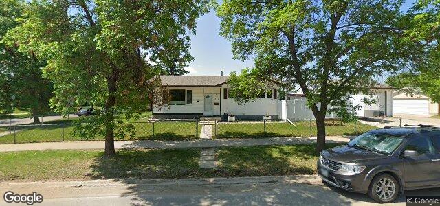 1810 Chancellor Drive（加拿大曼尼托巴省溫尼伯市）房屋照片