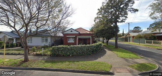 Larawan ng 19 Salisbury Crescent sa Winnipeg, Manitoba