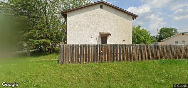 Larawan ng 2 Lake Fall Place sa Winnipeg, Manitoba