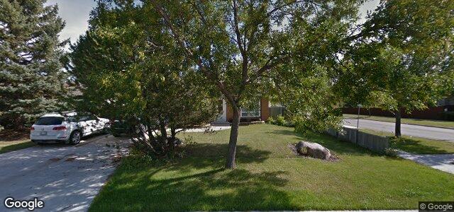 Larawan ng 2 Swan Lake Bay sa Winnipeg, Manitoba