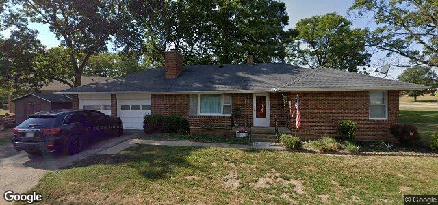 Larawan ng 203 Augusta Drive sa Winnipeg, Manitoba