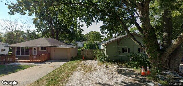 Larawan ng 216 Augusta Drive sa Winnipeg, Manitoba