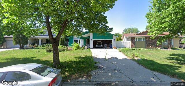 Larawan ng 22 Montclair Bay sa Winnipeg, Manitoba