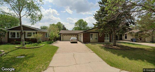 Photo of 23 Lake Albrin Bay in Winnipeg, Manitoba