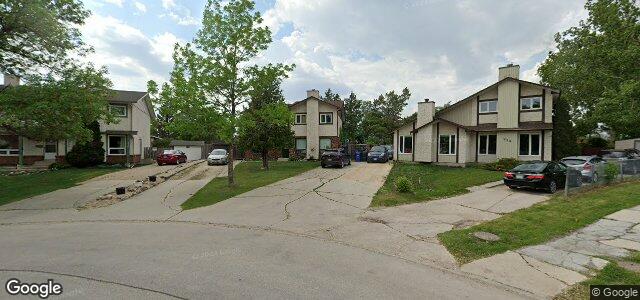 Larawan ng 230 Lake Village Road sa Winnipeg, Manitoba