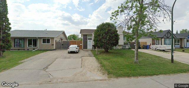 Larawan ng 256 Lake Village Road sa Winnipeg, Manitoba