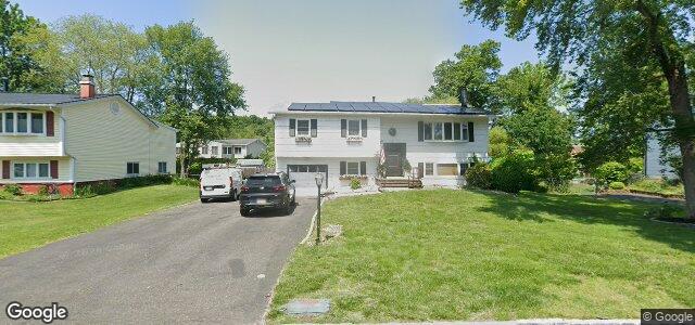 Larawan ng 27 East Lake Drive sa Winnipeg, Manitoba