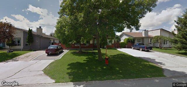 Larawan ng 272 Lake Village Road sa Winnipeg, Manitoba