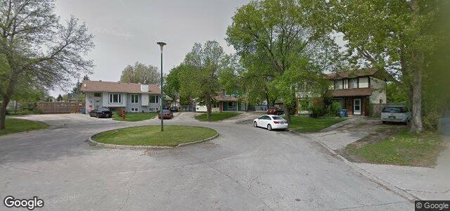 Photo of 33 Lake Village Road in Winnipeg, Manitoba