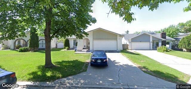 Larawan ng 34 Montclair Bay sa Winnipeg, Manitoba