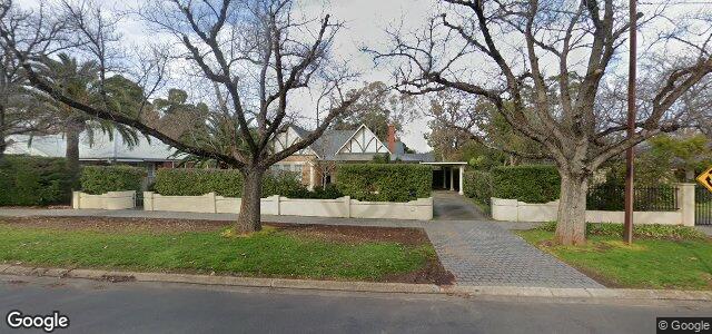 Larawan ng 34 Salisbury Crescent sa Winnipeg, Manitoba