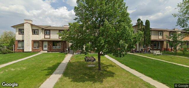 Larawan ng 38 Blue Lake Bay sa Winnipeg, Manitoba