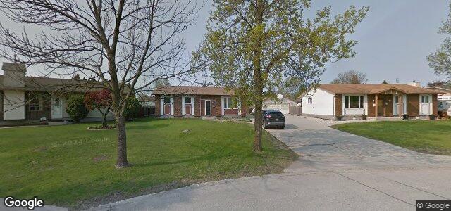 Larawan ng 38 Lakepointe Road sa Winnipeg, Manitoba