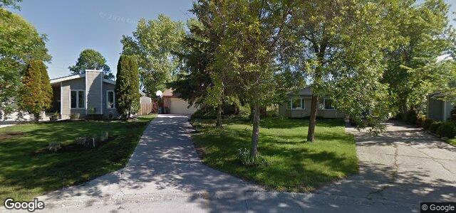 Larawan ng 38 Swan Lake Bay sa Winnipeg, Manitoba