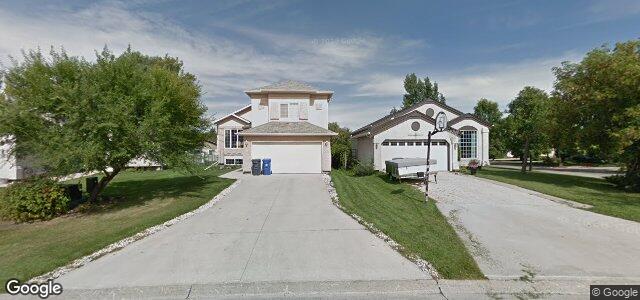 Larawan ng 4 Gundy Lake Bay sa Winnipeg, Manitoba