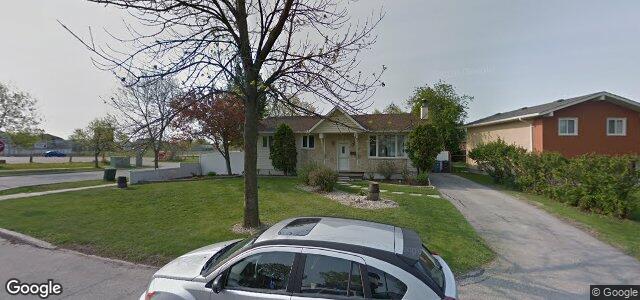 Larawan ng 4 Lakepointe Road sa Winnipeg, Manitoba