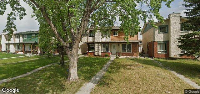 Larawan ng 50 Blue Lake Bay sa Winnipeg, Manitoba