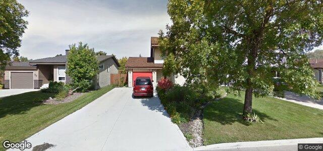 Larawan ng 50 Lake Grove Bay sa Winnipeg, Manitoba