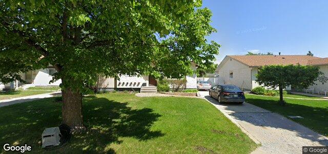 Larawan ng 51 Montclair Bay sa Winnipeg, Manitoba