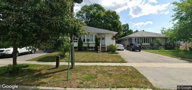 Larawan ng 55 Syracuse Crescent sa Winnipeg, Manitoba