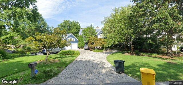 Larawan ng 56 East Lake Drive sa Winnipeg, Manitoba