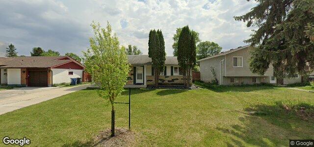 Larawan ng 6 Lake Island Crescent sa Winnipeg, Manitoba