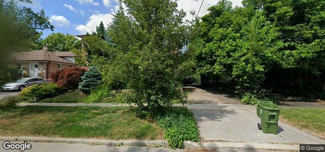 Larawan ng 60 Syracuse Crescent sa Winnipeg, Manitoba