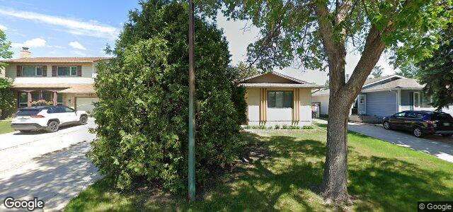 Larawan ng 64 Greensboro Bay sa Winnipeg, Manitoba