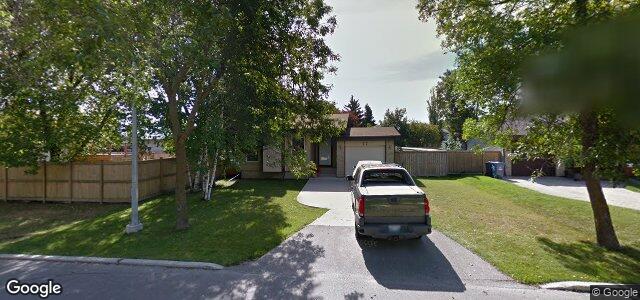 Larawan ng 77 Lake Grove Bay sa Winnipeg, Manitoba