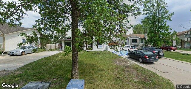 8 Sandy Lake Place（加拿大曼尼托巴省温尼伯市）房屋照片