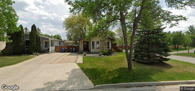 Larawan ng 81 Swan Lake Bay sa Winnipeg, Manitoba