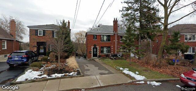 Larawan ng 9 West Lake Crescent sa Winnipeg, Manitoba