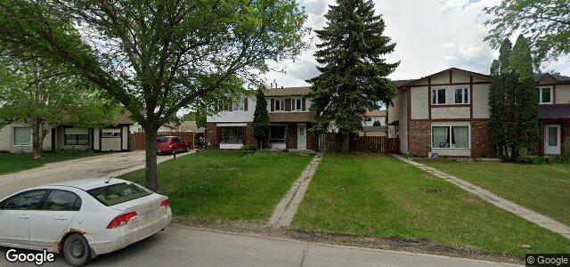 Larawan ng 90 Lake Village Road sa Winnipeg, Manitoba