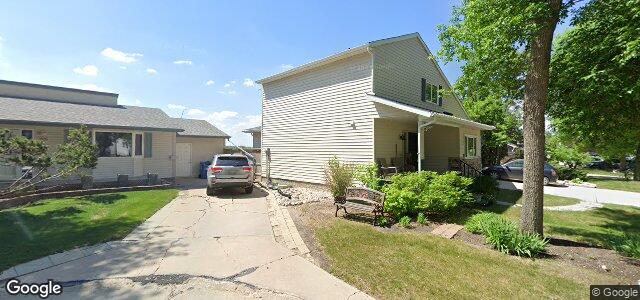 Larawan ng 95 Greensboro Square sa Winnipeg, Manitoba