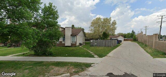 Larawan ng 985 Chancellor Drive sa Winnipeg, Manitoba