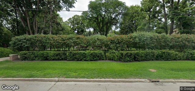 Larawan ng 1095 Wellington Crescent sa Winnipeg, Manitoba