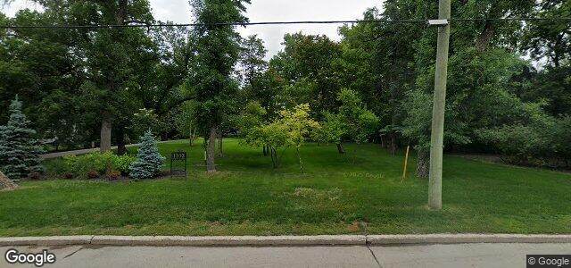 Larawan ng 1103 Wellington Crescent sa Winnipeg, Manitoba