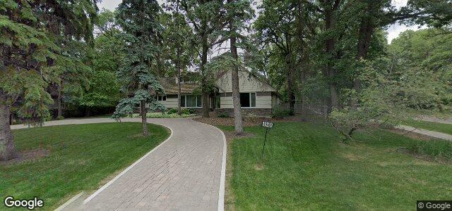 Larawan ng 1120 Wellington Crescent sa Winnipeg, Manitoba