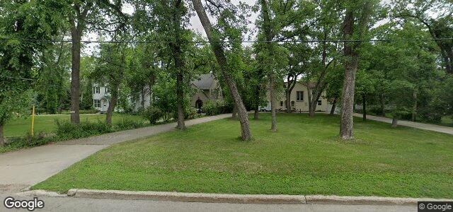 Larawan ng 1131 Wellington Crescent sa Winnipeg, Manitoba